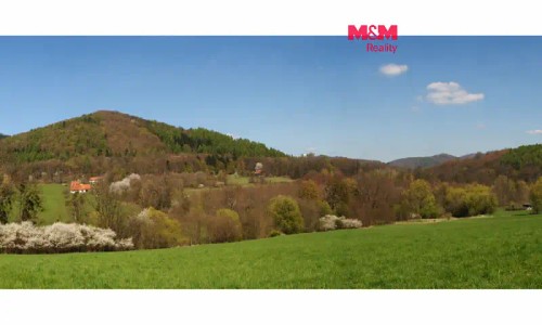 Prodej stavebního pozemku 993 m²
