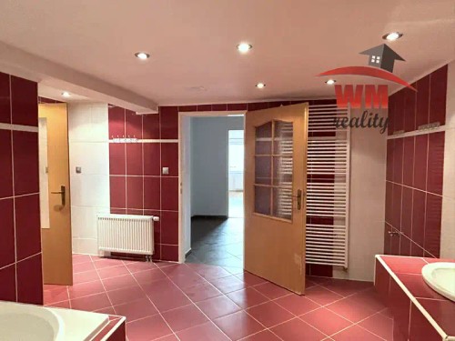 Prodej domu 315 m², pozemek 1640 m²