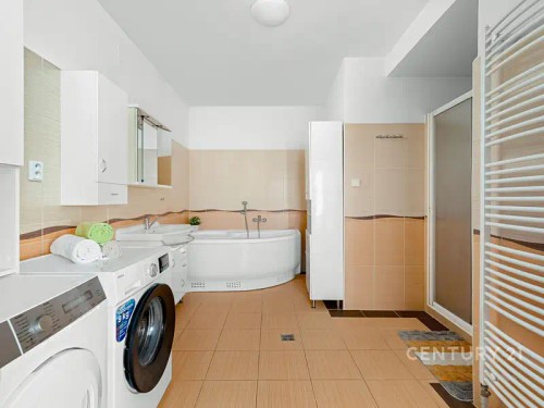 Prodej domu 220 m², pozemek 500 m²