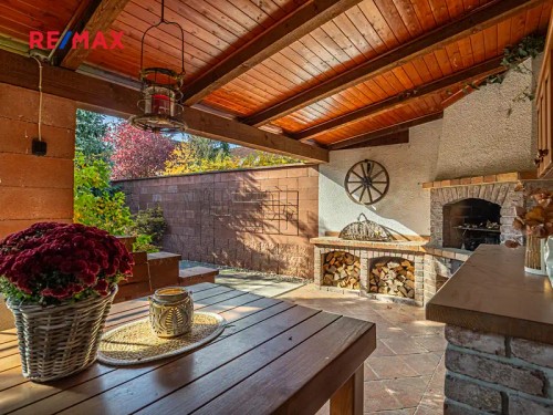 Prodaný  dům 258 m², pozemek 1500 m²