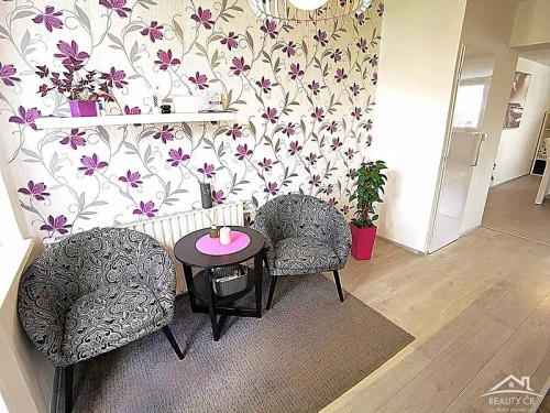 Prodej domu 328 m², pozemek 438 m²