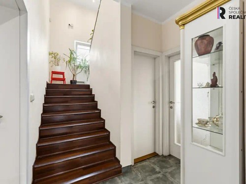 Prodej domu 340 m², pozemek 637 m²