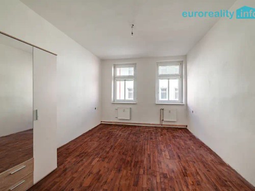 Prodej domu 360 m², pozemek 11 m²