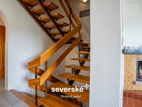 Prodej domu 270 m², pozemek 231 m²