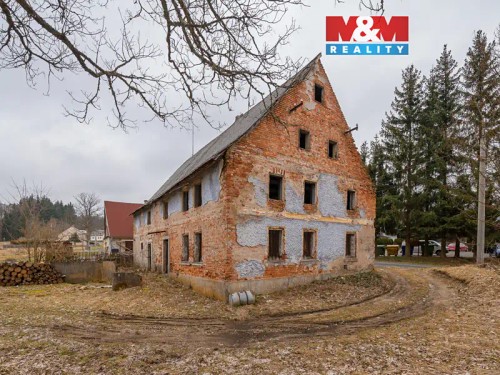 Prodej stavebního pozemku 3004 m²