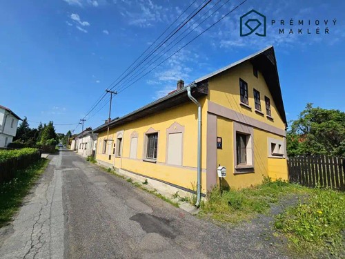 Prodej domu 250 m², pozemek 752 m²