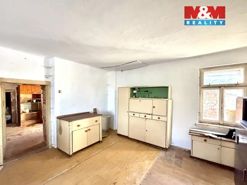 Prodej domu 80 m², pozemek 6504 m²