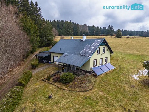 Prodej chalupy 178 m², pozemek 25612 m²