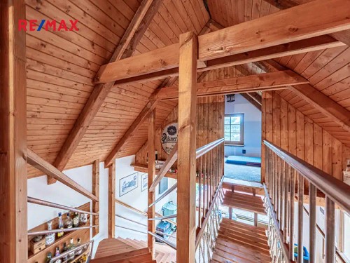 Prodaná  chata 200 m², pozemek 1966 m²