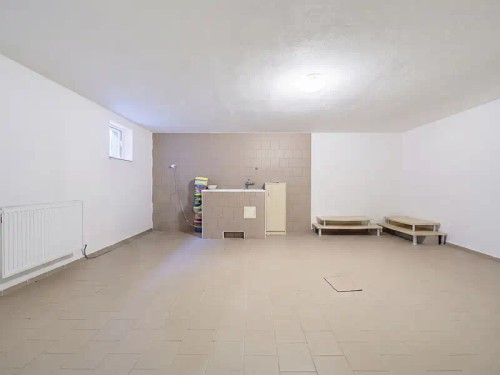Prodej domu 300 m², pozemek 1491 m²