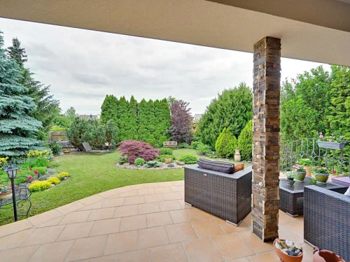 Prodej domu 325 m², pozemek 594 m²