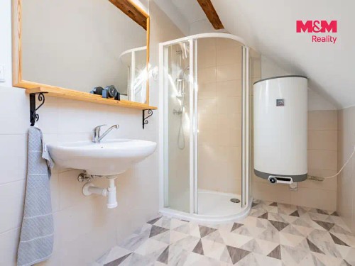 Prodej zemědělské usedlosti 245 m², pozemek 13625 m²