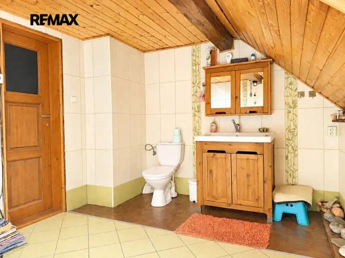 Prodej zemědělské usedlosti 725 m², pozemek 7880 m²