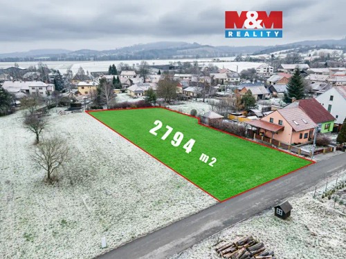 Prodej stavebního pozemku 2794 m²