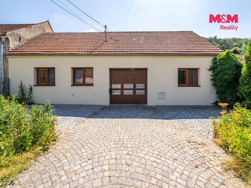 Prodej domu 275 m², pozemek 3832 m²