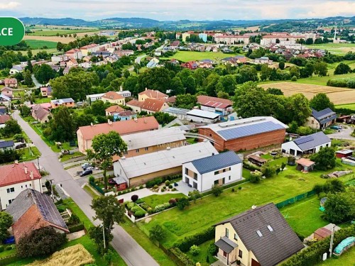 Prodej stavebního pozemku 1087 m²