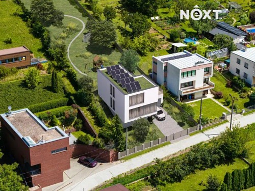 Prodej stavebního pozemku 1276 m²