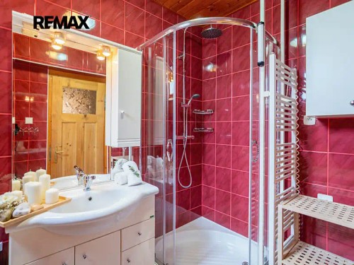 Prodej domu 296 m², pozemek 349 m²