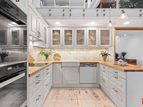 Prodej bytu 5+1 200 m²