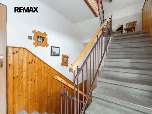 Prodej domu 328 m², pozemek 758 m²