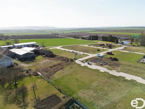 Prodej stavebního pozemku 874 m²