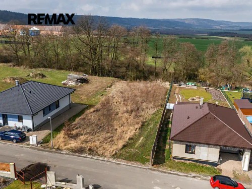 Prodej stavebního pozemku 2649 m²
