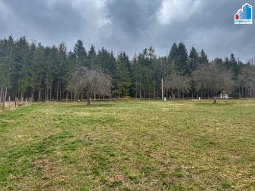 Prodej stavebního pozemku 2190 m²