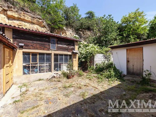 Prodej stavebního pozemku 1448 m²