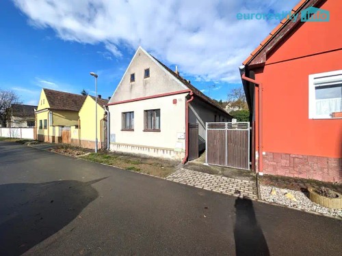 Prodej chalupy 100 m², pozemek 822 m²