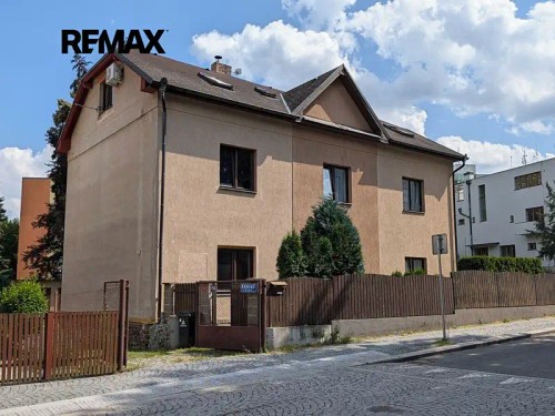 Prodej domu 239 m², pozemek 342 m²