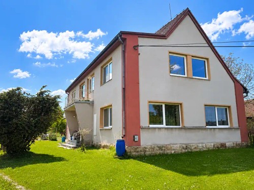 Prodej domu 200 m², pozemek 5269 m²