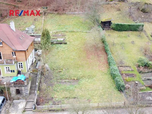 Prodej stavebního pozemku 1057 m²