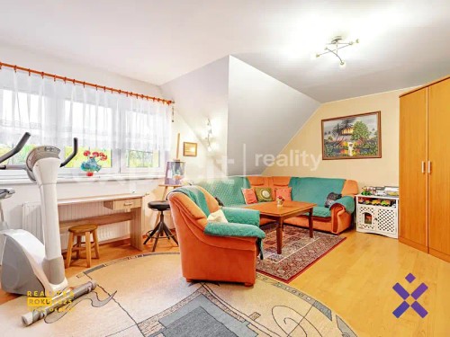 Prodej domu 234 m², pozemek 998 m²