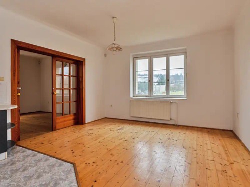 Prodej domu 878 m², pozemek 1752 m²