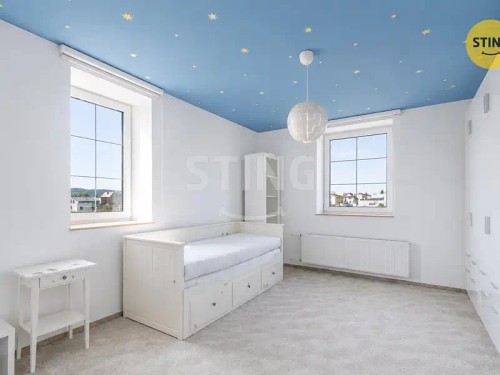 Prodej vily 407 m², pozemek 1880 m²