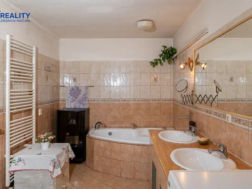 Prodej domu 182 m², pozemek 2174 m²