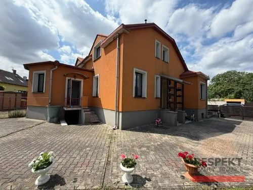 Prodej vily 103 m², pozemek 592 m²