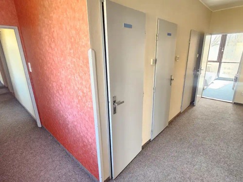 Prodej domu 1047 m², pozemek 12508 m²