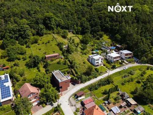 Prodej stavebního pozemku 1276 m²