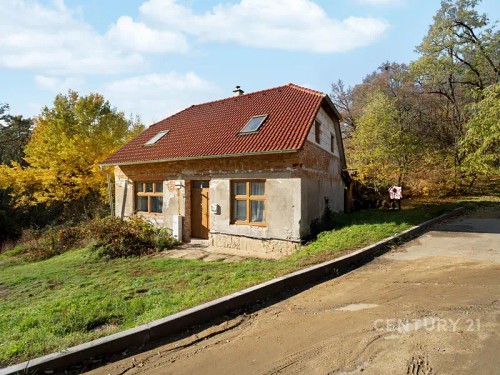 Prodej domu 90 m², pozemek 1849 m²