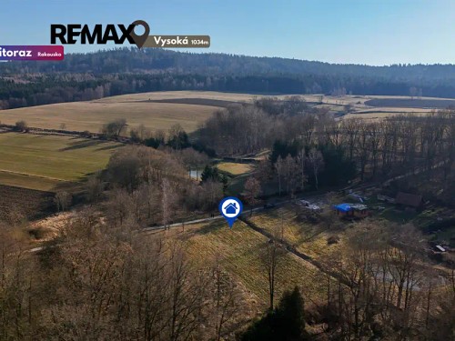 Prodej stavebního pozemku 2782 m²