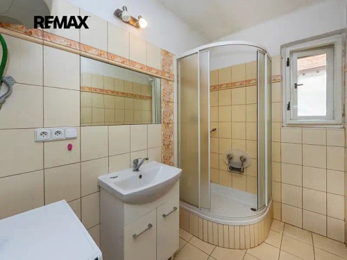 Prodej zemědělské usedlosti 365 m², pozemek 4550 m²
