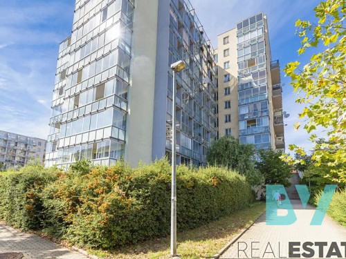 Prodej bytu 2+kk 49 m²