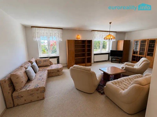 Prodej domu 220 m², pozemek 945 m²