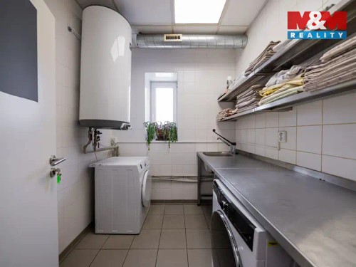 Prodej domu 533 m², pozemek 1952 m²