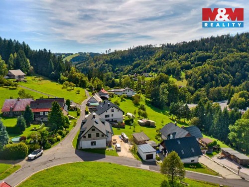 Prodej domu 186 m², pozemek 1171 m²