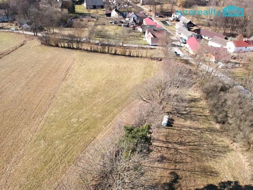 Prodej stavebního pozemku 4553 m²