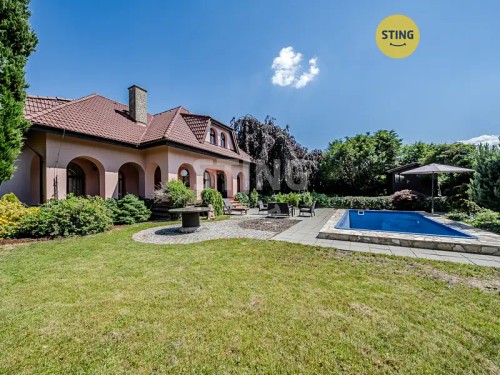 Prodej domu 249 m², pozemek 2385 m²