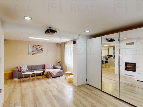 Prodej domu 366 m², pozemek 792 m²