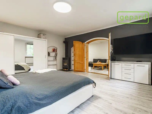 Prodej domu 295 m², pozemek 9233 m²